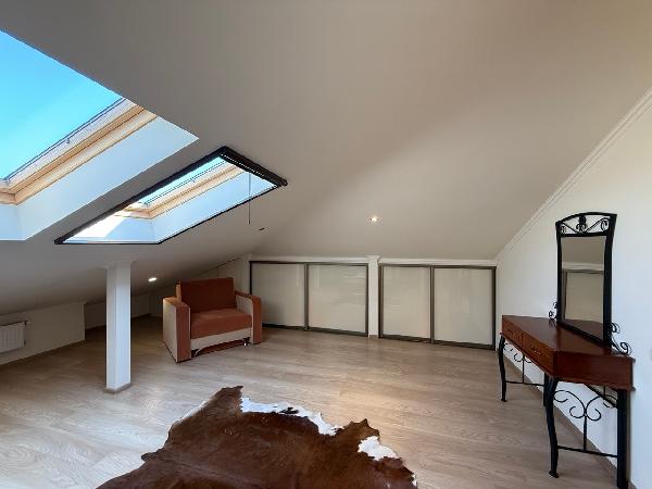  - фото нерухомості